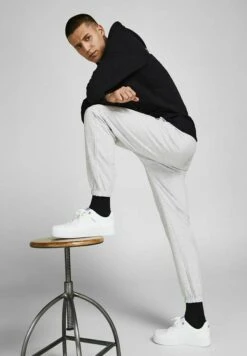Jack & Jones Miles - Trainingsbroek - White Melange 12 Jack & Jones Miles - Trainingsbroek - White Melange -Jack & Jones Verkoopwinkel 01438ad187694f10b8310faf8908e834