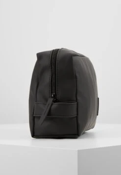 Jack & Jones Jacpete Toiletry Bag - Toilettas - Black 10 Jack & Jones Jacpete Toiletry Bag - Toilettas - Black -Jack & Jones Verkoopwinkel 077109cef7c8418086f7cfe7f8716031