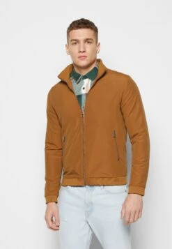 Jack & Jones Jjerush Harrington- Bomberjacks - Rubber -Jack & Jones Verkoopwinkel 0d0ac088b2f44315ad6a2f795d437acf