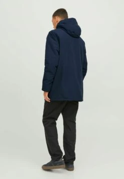 Jack & Jones Gefütterte - Winterjas - Navy Blazer 9 Jack & Jones Gefütterte - Winterjas - Navy Blazer -Jack & Jones Verkoopwinkel 1ab2bb1e875c4427b0eef228c78a2b2f