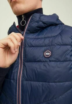 Jack & Jones Ehero Bodywarmer Hood - Bodywarmer - Navy Blazer 1 -Jack & Jones Verkoopwinkel 1ffe9339ef0f4d018904fa94323e8837