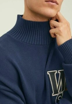 Jack & Jones High Neck - Trui - Navy Blazer 11 Jack & Jones High Neck - Trui - Navy Blazer -Jack & Jones Verkoopwinkel 39e56cb806e84da688b6d4711bb09e94