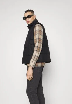 Jack & Jones Jjchili Spring Bodywarmer - Bodywarmer - Black 22 Jack & Jones Jjchili Spring Bodywarmer - Bodywarmer - Black -Jack & Jones Verkoopwinkel 54e74e4f861a4c64ba3c3b0f8577c9bf