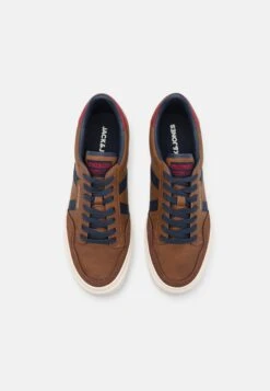Jack & Jones Jfwmorden- Sneakers Laag - Cognac 9 Jack & Jones Jfwmorden- Sneakers Laag - Cognac -Jack & Jones Verkoopwinkel 5a64c67c1d5a4b2188399c98f86a8855