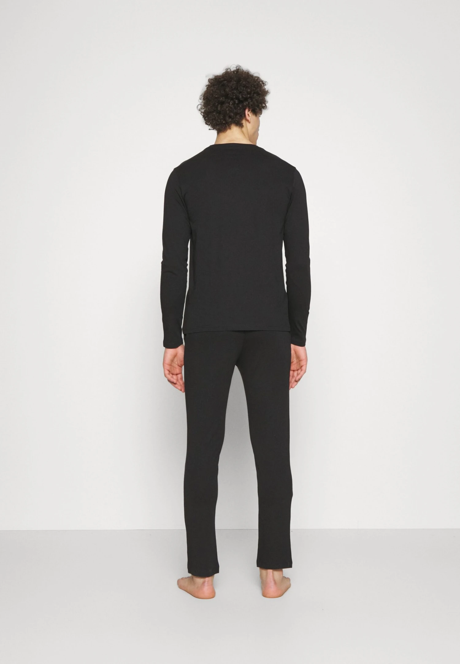 Jack & Jones Jacjaxon Tee And Pants Set - Pyjama - Black 3 Jack & Jones Jacjaxon Tee And Pants Set - Pyjama - Black - Afbeelding 3