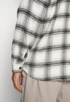 Jack & Jones Jorzac Check - Overhemd - Cloud Dancer -Jack & Jones Verkoopwinkel 7294244c8aec4f9491eea371eb4e687a