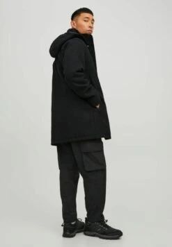 Jack & Jones Technische - Halflange Jas - Black -Jack & Jones Verkoopwinkel 83e80c0f0ae74f1a8e605b353471b04e