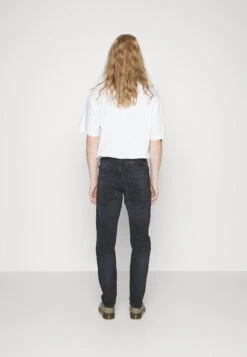 Jack & Jones Jjimike Jjwood - Straight Leg Jeans - Black Denim 7 Jack & Jones Jjimike Jjwood - Straight Leg Jeans - Black Denim -Jack & Jones Verkoopwinkel 9be75f638f814ffdafc1d04ff838e52e