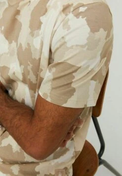 Jack & Jones Camo - T-Shirt Print - Moonbeam -Jack & Jones Verkoopwinkel a2067837dc0a4c6ab9230accf0b66a9c