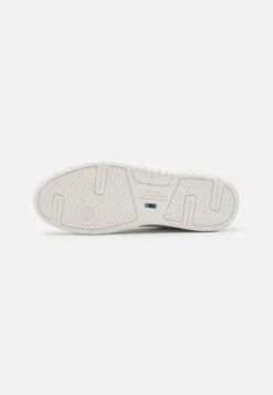 Jack & Jones Jfwheath- Sneakers Laag - Bright White 10 Jack & Jones Jfwheath- Sneakers Laag - Bright White -Jack & Jones Verkoopwinkel a4bf3ad7a4a44532a541883443fab487