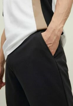 JACK&JONES Premium Jjiclean- Shorts - Black -Jack & Jones Verkoopwinkel a772dbad5213421d8a6b78547e277c06