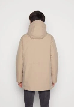 JACK&JONES Premium Jprblatiger- Winterjas - Weathered Teak -Jack & Jones Verkoopwinkel a8101650c8914cb98a8932fdaffbc342