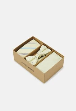 Jack & Jones Jacrilo Summer Giftbox Set Unisex - Vlinderdas - Dusky Citron 10 Jack & Jones Jacrilo Summer Giftbox Set Unisex - Vlinderdas - Dusky Citron -Jack & Jones Verkoopwinkel aa2eb6373cbe45b09683a4b2e49a37ff
