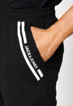 Jack & Jones Jacwilliam Tee And Pants - Pyjama - Black -Jack & Jones Verkoopwinkel b898add35fb94fe3b2c8aec07bdf7e4c