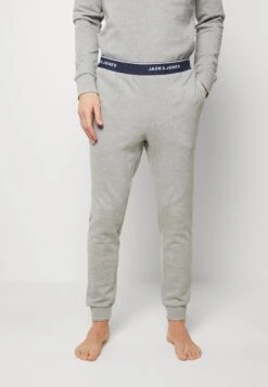 Jack & Jones Jaclounge - Pyjama - Light Grey Melange 12 Jack & Jones Jaclounge - Pyjama - Light Grey Melange -Jack & Jones Verkoopwinkel be5d5ec04a034eaabd83fd0de884a567