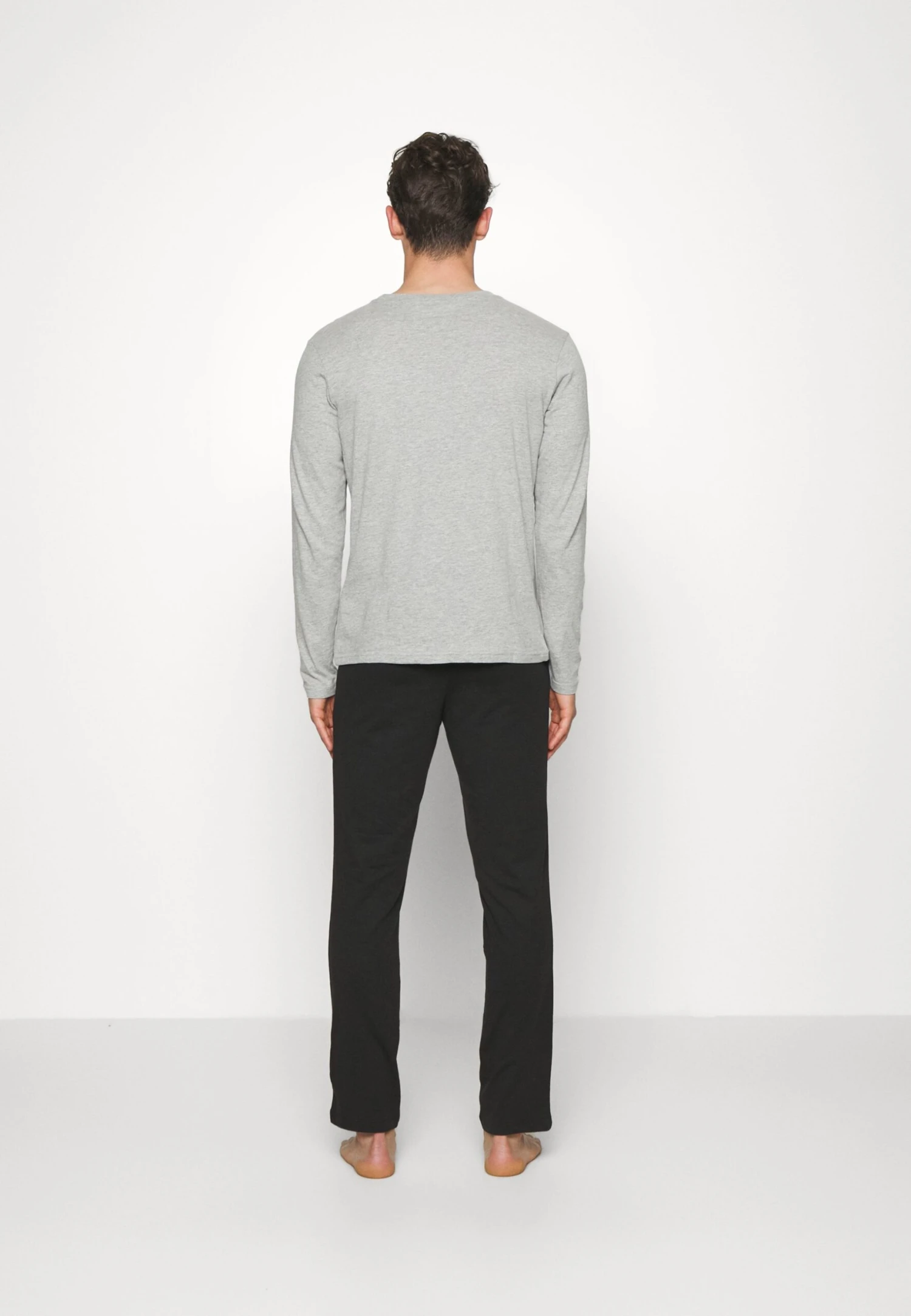 Jack & Jones Jacbasic Logo Tee And Lougepants Set - Pyjama - Light Grey 3 Jack & Jones Jacbasic Logo Tee And Lougepants Set - Pyjama - Light Grey - Afbeelding 3