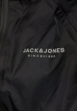 Jack & Jones Junior Jorsolar Rain Suit- Regenjas - Black -Jack & Jones Verkoopwinkel c5e3da04f54646179826424e44ee3283