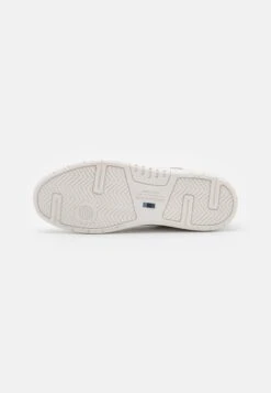 Jack & Jones Jfwnorton- Sneakers Laag - White/Navy 10 Jack & Jones Jfwnorton- Sneakers Laag - White/Navy -Jack & Jones Verkoopwinkel d002b763559f41699e691bebb0af7ace