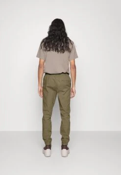 Jack & Jones Jpstgordon Jjdave - Broek - Deep Lichen Green -Jack & Jones Verkoopwinkel d0b4a544a6fc4fa5bb682156a25bbab2