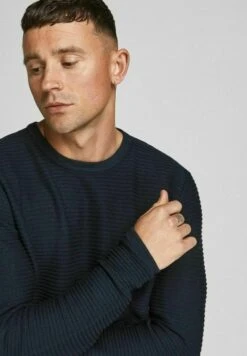 Jack & Jones Trui - Navy Blazer 10 Jack & Jones Trui - Navy Blazer -Jack & Jones Verkoopwinkel d0e9b88111774be2a8c95acc7cf97b47