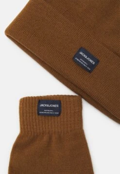 Jack & Jones Jacbeanie Glove Giftbox Set - Muts - Rubber 9 Jack & Jones Jacbeanie Glove Giftbox Set - Muts - Rubber -Jack & Jones Verkoopwinkel d1cdf716774847b883e3bcb81db8f9d5
