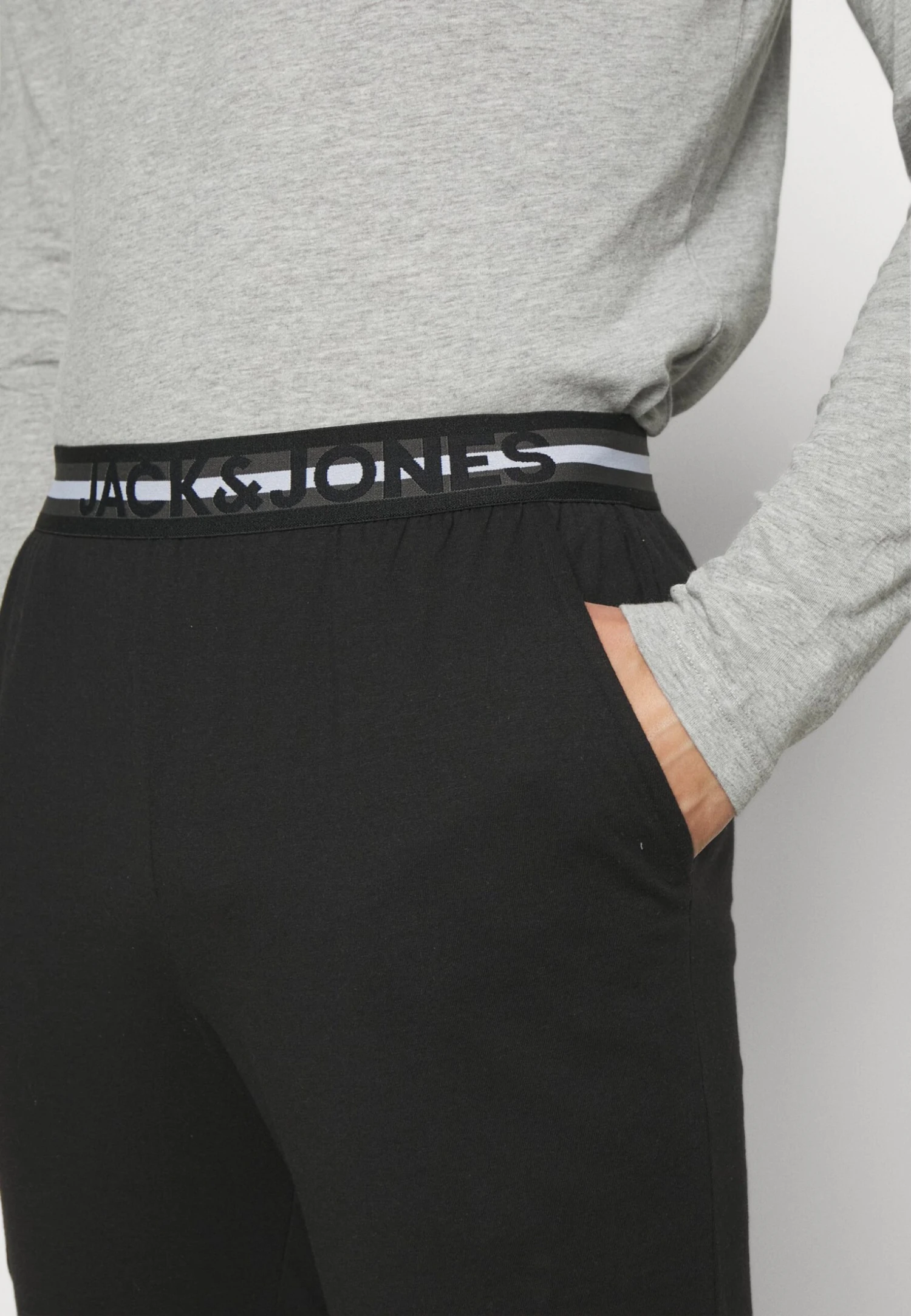 Jack & Jones Jacbasic Logo Tee And Lougepants Set - Pyjama - Light Grey 4 Jack & Jones Jacbasic Logo Tee And Lougepants Set - Pyjama - Light Grey - Afbeelding 4