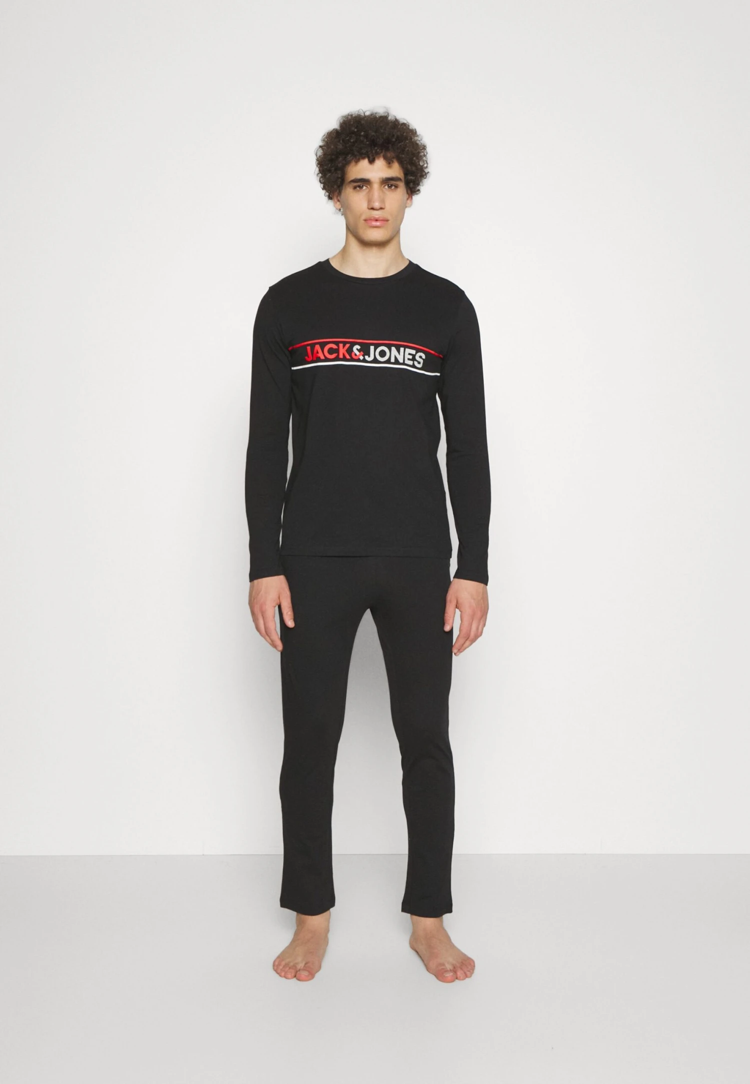 Jack & Jones Jacjaxon Tee And Pants Set - Pyjama - Black 1 Jack & Jones Jacjaxon Tee And Pants Set - Pyjama - Black